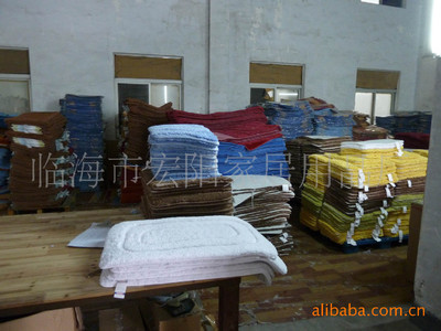 厂家直销 外贸品质50*80cm+50*50cm两件套浴室地垫，临海市宏阳家居用品厂